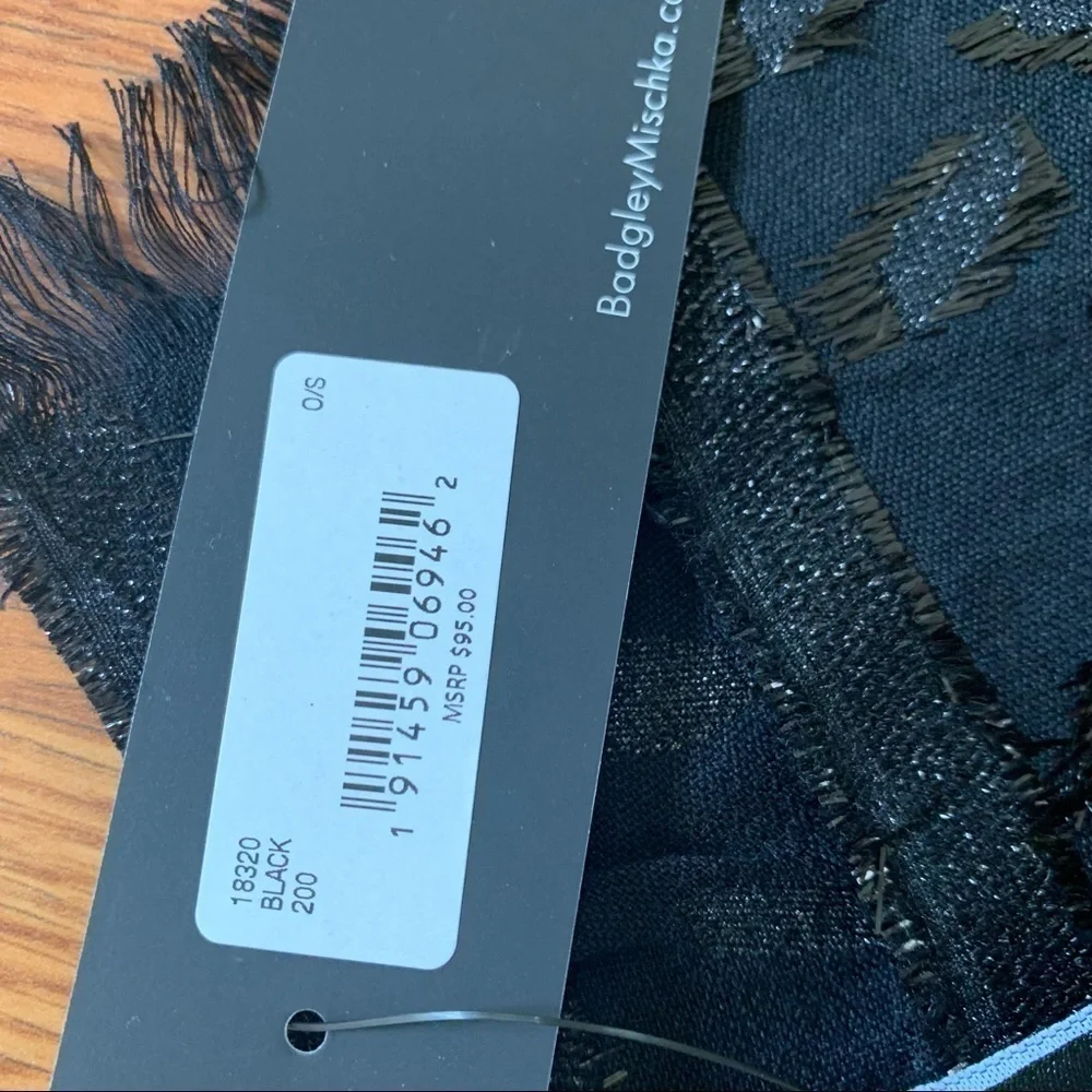 BADGLEY MISCHKA Black Wool-blend Metallic Scarf Wrap